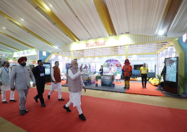 प्रधानमंत्री ने उत्तराखंड की विकास यात्रा से जुड़े युवाओं, उद्यमियों, महिलाओं से किया संवाद