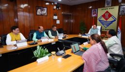 उत्तराखंड मंत्रिमंडल बैठक, पीएम मोदी और राष्ट्रपति द्रौपदी मुर्मु का आभार व्यक्त किया, संविदाकर्मियों के नियमितीकरण पर भी बड़ी खबर