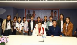 दिल्ली में मुख्यमंत्री धामी ने भारत दर्शन शैक्षिक भ्रमण कार्यक्रम 2025 में देवप्रयाग विधानसभा क्षेत्र के मेधावी छात्र-छात्राओं के साथ संवाद किया