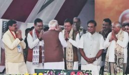 मुख्यमंत्री पुष्कर सिंह धामी पटना (बिहार) में नवनिर्वाचित सरकार के शपथ ग्रहण समारोह में हुए सम्मिलित