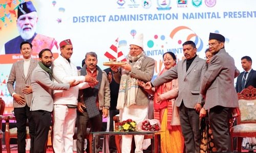 मुख्यमंत्री धामी ने नैनीताल में 121 करोड़ 52 लाख 46 हजार रुपये की लागत के 13 विकास कार्यों का लोकार्पण एवं शिलान्यास किया, विंटर कार्निवाल में भी किया प्रतिभाग