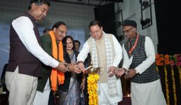 हरिद्वार में आयोजित अंतरराष्ट्रीय संस्कृत सम्मेलन में मुख्यमंत्री धामी की उपस्थिति, संस्कृत उत्थान के लिए उच्च स्तरीय आयोग के गठन की घोषणा