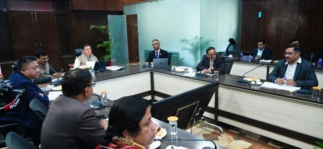 मुख्यमंत्री ने अधिकारियों को दिए राजस्व वसूली बढ़ाने के निर्देश, राजस्व प्राप्ति की स्थिति की समीक्षा कर कहा समय से तय लक्ष्य पूरा करें