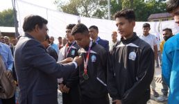 मुख्य सचिव का चम्पावत दौरा, खेल प्रतिभाओं को किया सम्मानित, बूम में किया वृक्षारोपण, व्यापक विकास कार्यों का स्थलीय निरीक्षण किया