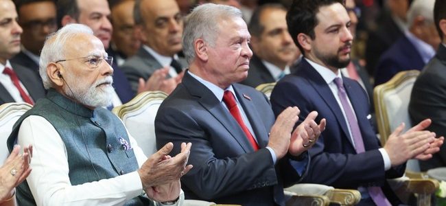 प्रधानमंत्री नरेंद्र मोदी और किंग अब्दुल्ला द्वितीय ने अम्मान में भारत-जॉर्डन व्यापार मंच को संबोधित किया, कहा दोनों देशों के बीच व्यापार-संबंधों को मजबूत करना महत्वपूर्ण है