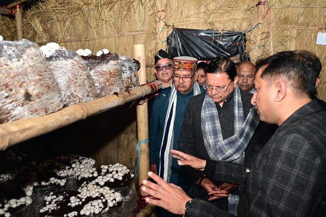 मुख्यमंत्री पुष्कर सिंह धामी ने किया हरिद्वार के बुग्गावाला में ‘मशरूम ग्राम’ का शुभारंभ, किसानों की आय बढ़ाने की नई पहल