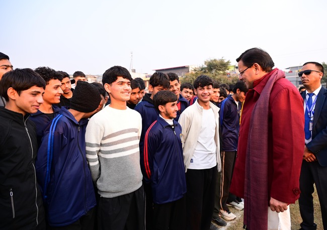 सीएम धामी ने देहरादून में अग्निवीर भर्ती प्रशिक्षण केंद्र का किया निरीक्षण,  प्रत्येक जिले में भ्रमण के दौरान अग्निवीर भर्ती प्रशिक्षण केंद्रों का निरीक्षण करेंगे