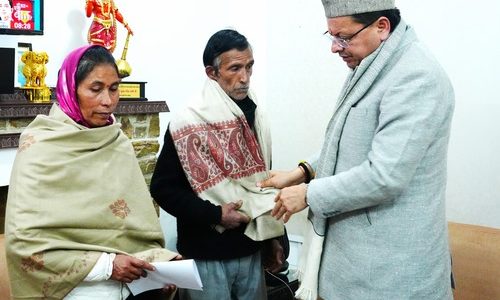 अंकिता भंडारी के पिता व माता ने मुख्यमंत्री से भेंट की, मुख्यमंत्री धामी ने कहा कि इस मामले में न्याय सुनिश्चित करना राज्य सरकार की सर्वोच्च प्राथमिकता है