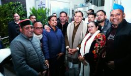 उपनल कर्मचारियों ने मुख्यमंत्री धामी से भेंट कर ‘समान कार्य–समान वेतन’ पर कैबिनेट के ऐतिहासिक निर्णय के लिए व्यक्त किया आभार