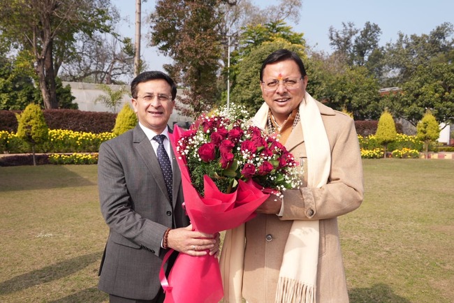 Uttarakhand मुख्यमंत्री को विभिन्न क्षेत्रों के लोगों ने दी नववर्ष की शुभकामनाएं, मुख्यमंत्री ने कहा वर्ष 2026 उत्तराखंड की विकास यात्रा में एक महत्वपूर्ण वर्ष सिद्ध होगा