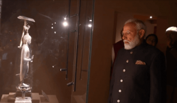 प्रधानमंत्री मोदी ने नई दिल्ली के राय पिथौरा सांस्कृतिक परिसर में भगवान बुद्ध से संबंधित पिपरहवा के पवित्र अवशेषों की भव्य अंतरराष्ट्रीय प्रदर्शनी का उद्घाटन किया