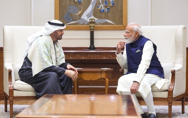 संयुक्त अरब अमीरात के राष्ट्रपति शेख मोहम्मद बिन जायद अल नाहयान ने की भारत की यात्रा, पीएम मोदी से हुई महत्वपूर्ण बातचीत, बड़े समझौते