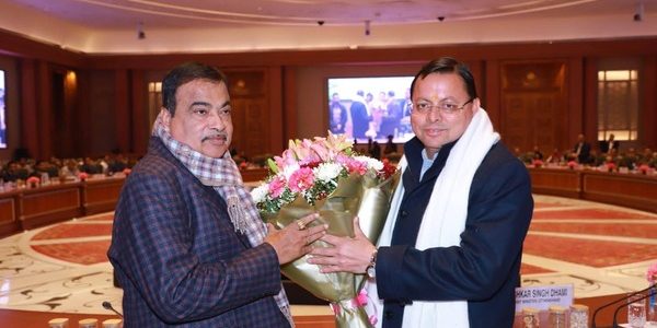 केंद्रीय सड़क परिवहन एवं राजमार्ग मंत्री की अध्यक्षता में राष्ट्रीय राजमार्ग परियोजनाओं की हुई समीक्षा, मुख्यमंत्री ने राज्य की प्रस्तावित सड़क परियोजनाओं को लेकर की पैरवी