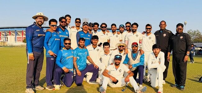 मुख्यमंत्री ने उत्तराखंड क्रिकेट टीम को रणजी सेमीफाइनल में पहुंचने पर दी बधाई, बताया राज्य के खेल इतिहास में एक महत्वपूर्ण मील का पत्थर