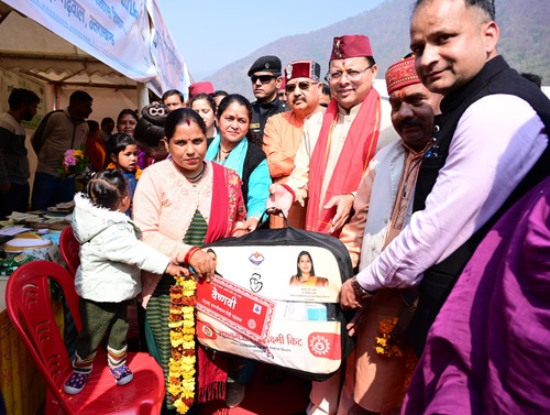 मुख्यमंत्री धामी ने किया नयार वैली फेस्टिवल का उद्घाटन, पर्यटन, रोजगार और विकास को मिलेगी नयी गति