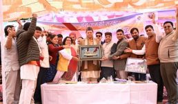 चिन्यालीसौड़ में आयोजित जन-जन की सरकार, जन-जन के द्वार कार्यक्रम में पहुंचे सीएम धामी, कहा चिन्यालीसौड़ और गौचर हवाई पट्टी का सेना के माध्यम से किया जाएगा संचालन