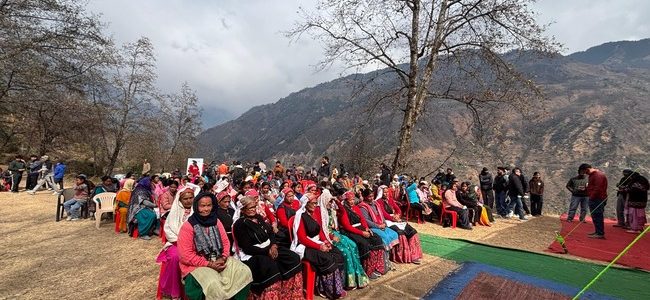 मुख्यमंत्री धामी की गुड गवर्नेंस से गांव-गांव पहुँची सरकार, 555 से अधिक कैंपों में 4.36 लाख लोगों को मिला सीधा लाभ, ‘जन-जन की सरकार, जन-जन द्वार’ बना उत्तराखंड में सुशासन का मजबूत मॉडल