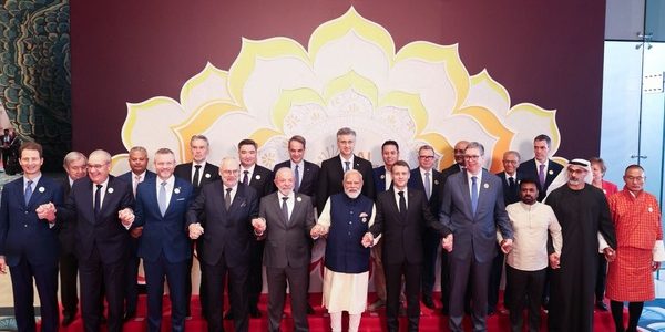 इंडिया एआई इम्पैक्ट समिट 2026 में बोले पीएम मोदी, हमें एआई का लोकतंत्रीकरण करना होगा, भारत एआई में अवसर और भविष्य की रूपरेखा देखता है