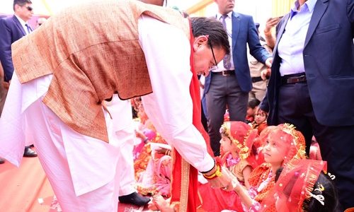 Uttarakhand मुख्यमंत्री ने सामूहिक कन्या पूजन कार्यक्रम में किया प्रतिभाग