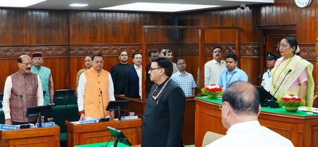 मुख्यमंत्री धामी ने नारी शक्ति वंदन अधिनियम पर आयोजित विधानसभा के विशेष सत्र को किया संबोधित, कहा महिला सशक्तिकरण के प्रयासों पर न हो किसी भी प्रकार की राजनीति