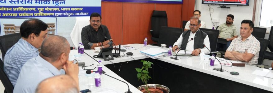 मुख्य सचिव ने की चारधाम यात्रा की समीक्षा, सम्बन्धित जिलाधिकारियों को दिए आवश्यक दिशा निर्देश
