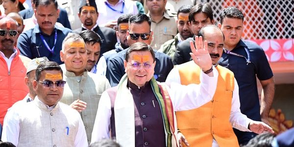 Almora डोल आश्रम में मुख्यमंत्री ने श्री पीठम स्थापना महोत्सव में किया प्रतिभाग, 1100 कन्याओं का पूजन व मॉं राजेश्वरी का अभिषेक