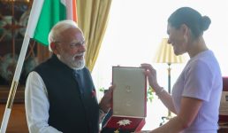 स्वीडन में पीएम मोदी का सम्मान, ‘रॉयल ऑर्डर ऑफ द पोलर स्टार’ से नवाज़े गए, टैगोर की विरासत से लेकर ग्रीन टेक्नोलॉजी तक, भारत-स्वीडन साझेदारी को नई ऊंचाई