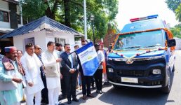 मुख्यमंत्री पुष्कर सिंह धामी ने एचडीएफसी बैंक द्वारा प्रदत्त 4 अत्याधुनिक एम्बुलेंस का किया फ्लैग ऑफ, प्रारंभिक चरण में ये एम्बुलेंस चमोली, चंपावत, पिथौरागढ़ एवं रुद्रप्रयाग जनपदों में स्वास्थ्य सेवाएं प्रदान करेंगी