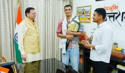 मुख्यमंत्री पुष्कर सिंह धामी से एमएफएन लाइटवेट विश्व चैम्पियन दिगंबर सिंह रावत ने की शिष्टाचार भेंट