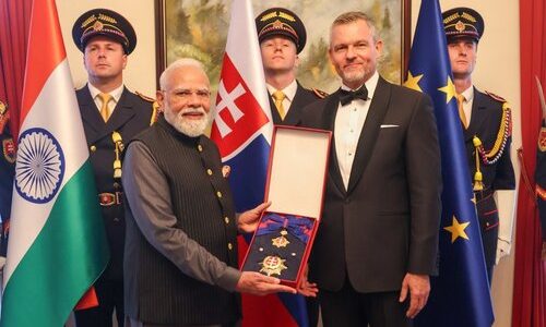 स्लोवाकिया के सर्वोच्च सम्मान से सम्मानित हुए प्रधानमंत्री मोदी, भारत-स्लोवाकिया संबंधों को मिली नई ऊंचाई