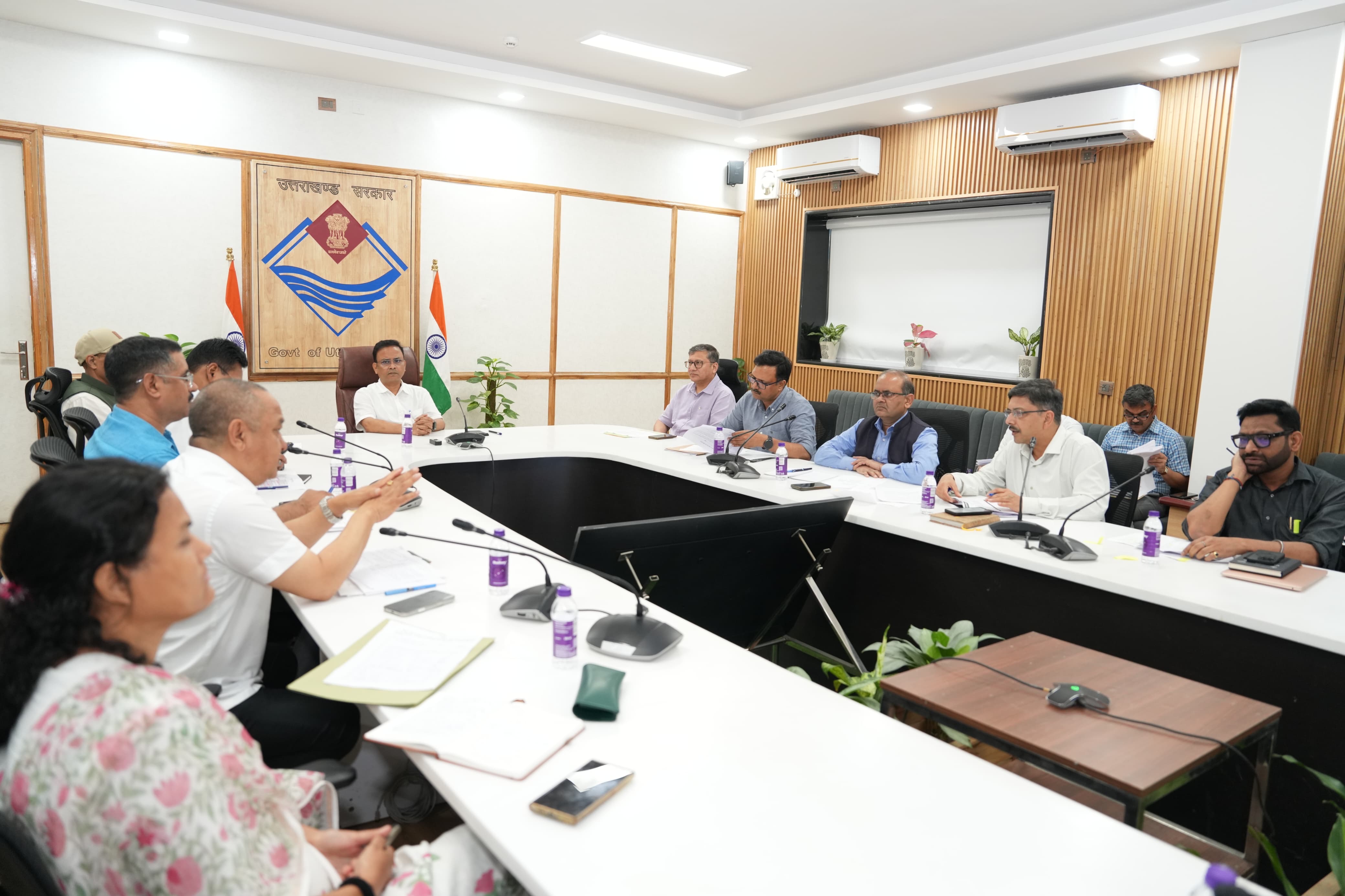 प्रमुख सचिव ने की चम्पावत विधान सभा क्षेत्र की सीएम घोषणाओं की समीक्षा