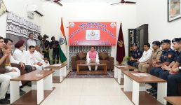 मुख्यमंत्री पुष्कर सिंह धामी ने एनडीआरएफ बटालियन गदरपुर का किया भ्रमण, जवानों से संवाद कर आपदा प्रबंधन व्यवस्थाओं की ली जानकारी