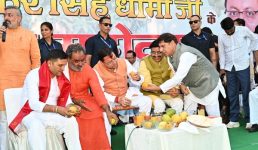 आम महोत्सव में बोले मुख्यमंत्री धामी, किसान उत्तराखंड की सबसे बड़ी ताकत, हरिद्वार बनेगा विकास की नई पहचान