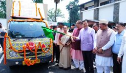 मुख्यमंत्री धामी बोले सरकार महिला, युवा और ग्रामीण उद्यमियों को आत्मनिर्भर बनाने के लिए समर्पित, देहरादून के 13 गांवों में खोला जाएगा स्वयं सहायता समूहों के उत्पाद विपणन के लिए राज्य स्तरीय विपणन केंद्र