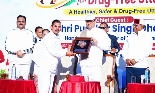 मुख्यमंत्री ने नशामुक्त उत्तराखण्ड वॉकथॉन को दिखाई हरी झंडी, कहा नशे के खिलाफ लड़ाई केवल सरकार और पुलिस की नहीं, पूरे समाज की साझा जिम्मेदारी