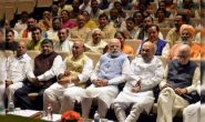 मोदी सरकार को परेशान कर सकते हैं उसके अपने सांसद, उत्तराखंड में ठंड और दूसरी बड़ी खबरें