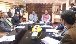 सीएम त्रिवेन्द्र रावत की गडकरी से मांग, अब सभी गरीबों के लिए मुफ्त गैस और अभी तक की दूसरी बड़ी खबरें