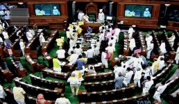 आज भी नहीं हो पाया संसद में कामकाज, पढ़िए आखिर क्यों हो रहा है हंगामा