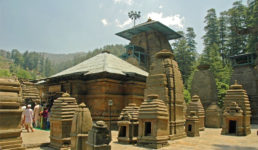Uttarakhand : दो साल बाद खुले जागेश्वर में मंदिरों के कपाट, शुरू हुई पूजा-अर्चना