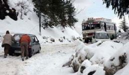 उत्तराखंड में एक बार फिर मौसम का रेड अलर्ट, कई जिलों में स्कूल किए गए बंद