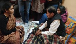 होनहार शहीद पायलट को श्रद्धांजलि देने खुद पहुंची रक्षामंत्री, जन्मदिन को हुआ था शहीद