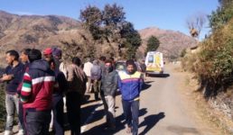 उत्तराखंड – सड़क हादसे में दो जवान लड़कों की मौत, त्योहार मना कर लौट रहे थे दोनों
