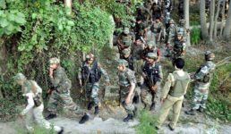 बड़ी कार्रवाई शुरू, घाटी में पांच आतंकी ढेर, रक्षामंत्री और तीनों सेनाप्रमुखों की महत्वपूर्ण बैठक