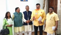 CM त्रिवेंद्र रावत की सफलता, अपने दो विधायकों का झगड़ा सुलझाया, प्रदेश बीजेपी को किरकिरी से बचाया