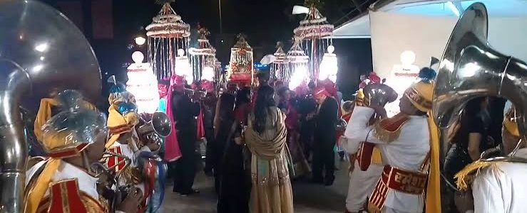 उत्तराखंड : अब आपको बारात में बुलाने पड़ेंगे पुलिस वाले, उनके 1 दिन का वेतन भी देना होगा उत्तराखंड : अब आपको बारात में बुलाने पड़ेंगे पुलिस वाले, उनके 1 दिन का वेतन भी देना होगा