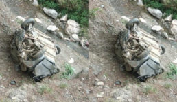 अभी-अभी : कार खाई में गिरने से 4 बच्चों सहित 2 महिलाओं की मौत, विवाह में शामिल होने आ रहे थे पहाड़