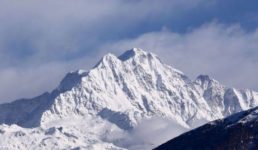नंदा देवी पर्वत से पर्वतारोहियों के शव नहीं आ सके, वायुसेना हेलीकॉप्टरों ने किए तीन प्रयास