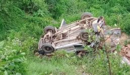 Uttarakhand भीषण सड़क दुर्घटना, दो लोगों की मौत, तीन लोगों की हालत गंभीर