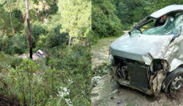 उत्तराखंड : नामकरण के लिए जा रहे परिवार की कार गहरी खाई में गिरी, 2 की मौके पर ही मौत 3 गंभीर घायल