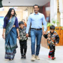 उत्तराखंड के देव की कहानी चीनी स्कूल की किताबों में शामिल, आज है अरबों का मालिक और चीनी फिल्मों का हीरो